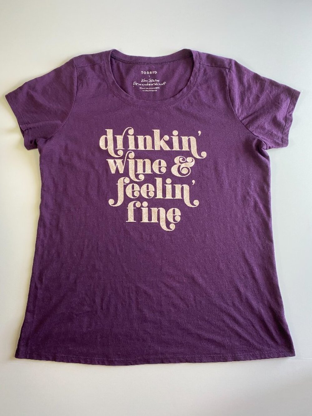 Torrid SZ 1 Purple Graphic Tee Drinkin' Wine & Feelin' Fine